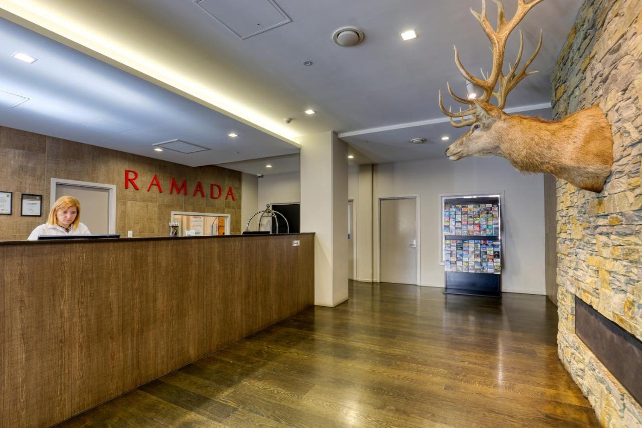 Ramada Suites By Wyndham Queenstown Remarkables Park Bagian luar foto